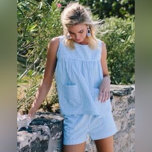 Lake Lounge Set light, blue, and white stripes